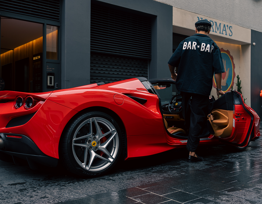 Bar x Bar lifestyle, sharp on the move.